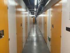-安东易迷你自助仓储寄存仓库(顾戴路店)