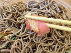 -全家便利店(洛川东路店)