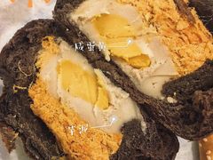 大眼蜘蛛包-奈雪的茶(中海环宇荟店)