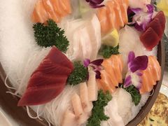 生鱼片-青瓦餐厅·生鱼片·韩园烤肉(西塔店)