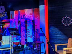 -8+1粤语·Live house