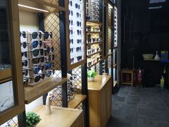 -LOGO眼镜·蔡司品牌折扣店(龙华清湖店)
