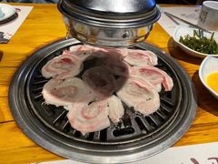 -唯成•韩国炭火烤肉 유성고기