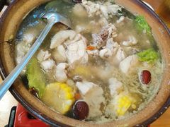 石橄榄炖鸡-洪大厨鸡煲(福田店)