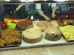 -正宁路小吃夜市