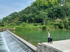 -仙人谷漂流景区