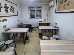 -赵家牛肉砂锅(台西三路店)