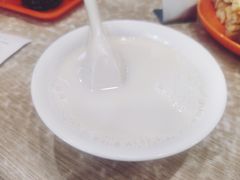 热豆浆-老上海里弄味道(知春路店)