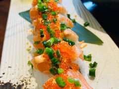 火炙三文魚壽司-九井澤精致料理(金茂店)