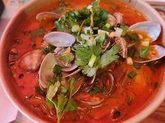 -何记花甲(海岸城旗舰店)
