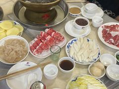-鑫龙火锅城(经二纬四店)