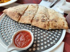 Calzone-小蕃茄意大利餐厅(开发区时尚天街店)