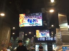 -马路牙子烧烤音乐酒馆(望京店)