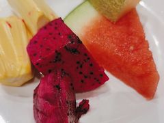 -金马门国际美食百汇(珞喻路店)