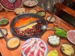 -周小明火锅(黑金冠社区店)