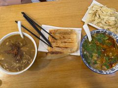 -八百里牛肉汤(盖饭·锅贴·万象城店)