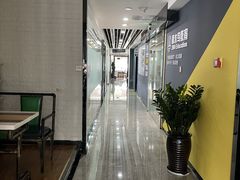 -啄木鸟美国留学(顺城东塔店)