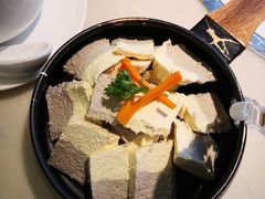 熊猫豆腐-左庭右院鲜牛肉火锅(浦江欢乐颂店)