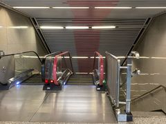 -红土地(地铁站)