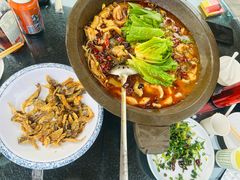 -都江堰石锅鱼
