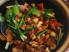 -八府香鸭·啫啫煲(华山路店)