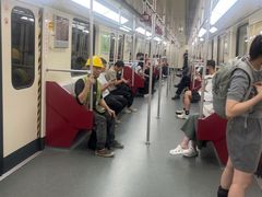 -烈士陵园(地铁站)
