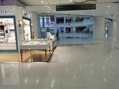-百盛(莘庄店)