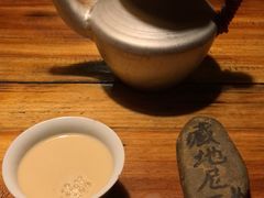 -藏地尼西黑陶餐馆.藏餐.酒馆