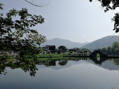 -临街徽菜馆·正宗黄山味