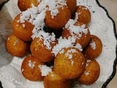 -老码头黑皮肘子锅包肉(赣水路店)