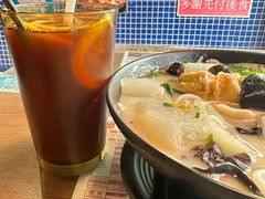-肥汁米蘭香港米线(定西路店)