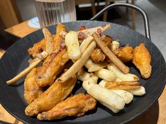 -川堂风·跷脚牛肉·乐山爆炒(宝山日月光店)