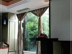 -欧洲房子(宜必思店)