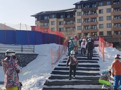 -中旅松花湖滑雪场
