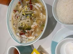 -姚姚酸菜鱼·金戈戈香港豉油鸡(喜荟城联名店)