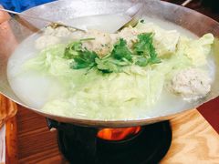 干锅香菜丸子-闻道食府烙饼卷带鱼(原车耳营店原大觉寺店)
