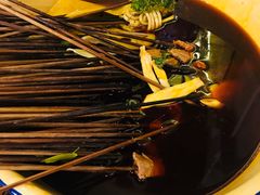 -拈签一笑黄牛肉辣卤串串