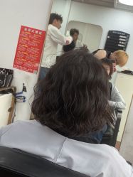 -乾健·烫染·接发SALON