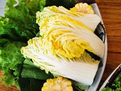 -毛辣果·贵州红酸汤牛肉火锅(西单店)