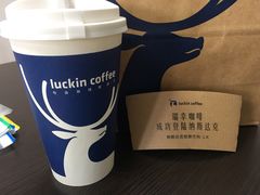 -瑞幸咖啡(宝华国际广场店)
