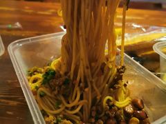 -老字号眼镜子煎包汤包店