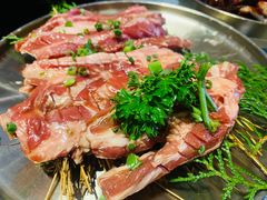-草家酱蟹炭火烤肉店(珲春南路一店)