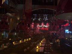 -FOUR PLAY BAR
