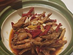 -费大厨辣椒炒肉(高铁吾悦广场店)