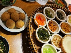 -包整·丝娃娃(一览甲秀楼风景店)