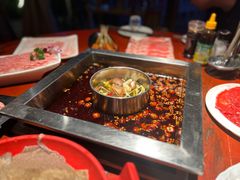 -二荆条·蜀鲜汇城市森林火锅