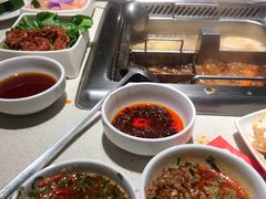 -海底捞火锅鲜切牛肉主题店(长寿路店)