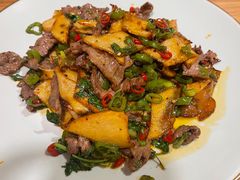 -先启半步颠小酒馆(周浦万达店)