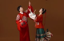 -都市丽人婚纱摄影