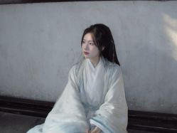 -一揽芳华汉服旗袍体验馆(拙政园店)